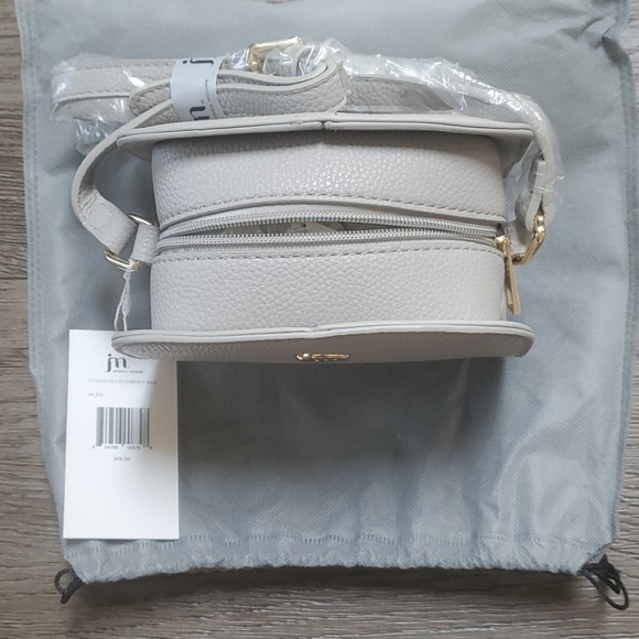 Jessica Moore Crossbody - Picture 3 of 3